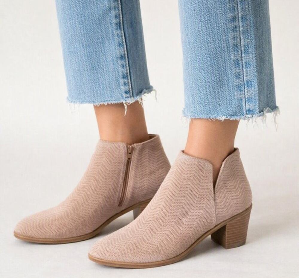Womens Lucky Brand Tan Suede Booties Size 9.5 Stack 2.5 inch Heels